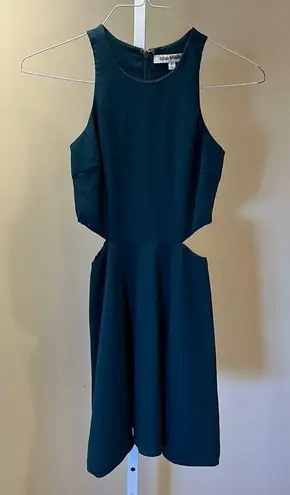 Elizabeth and James RTR Emorie Dress size 2 (XS)