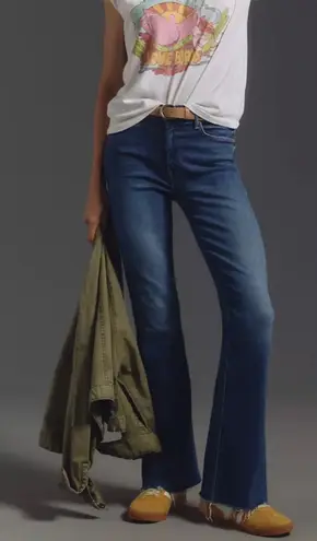 Mother Denim The Weekender Fray Jeans in Take It Easy Blue Size 25