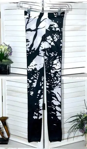Black and White Abstract Lycra Footless Tights M Size M