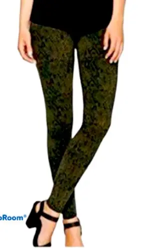 Matty M Snakeskin Cropped Leggings Small EUC Grey Black Stretch Activewear