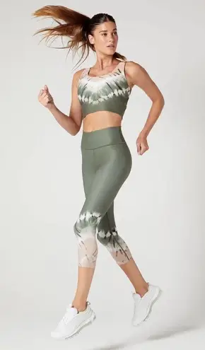 WEAR IT TO HEART green tie dye bra + legging coord set