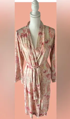 Stars Above Pink and Cream Floral Robe