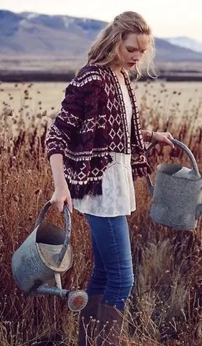 Moth Fringed Tassel Vera Cardigan Burgundy Anthro Purple Size L