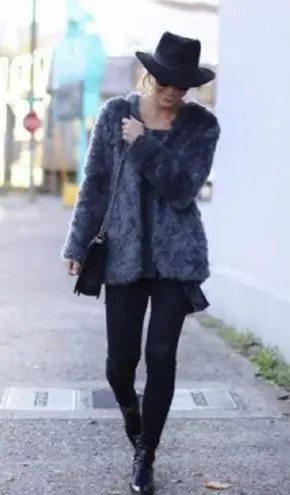 WAYF Faux Fur Dark Gray Coat Jacket Teddy Womens Small Open Front Plush Grey