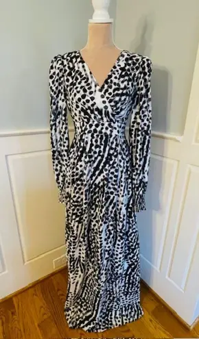 Eliza J Long Sleeve Spotty Dot Animal Chiffon Maxi Dress Black & White 6