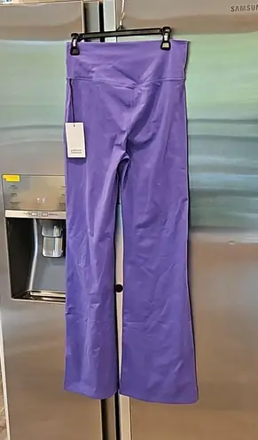 Girlfriend Collective 💕💕 Compressive Flare Legging Wild Iris Purple Large L NWT