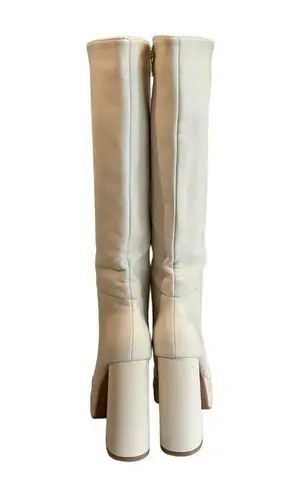 Lady Go Diva Platform Go Go Boots, Sz 10 White