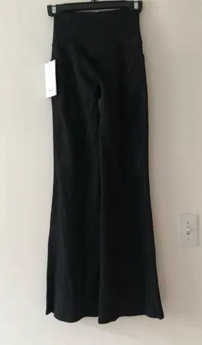 Athleta NWT  Salutation Stash Rib Flare Pant Tight Leggings in Black Size XS - Image 7