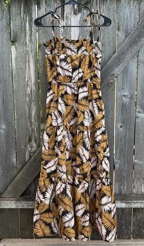 Lost + Wander NWT Nightfall Palm Maxi
Dress Generous XS Retail $128.00