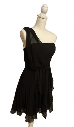 BCBGeneration  black one shoulder cocktail dress size 8