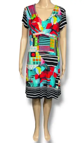 Simply Art by Dolcezza Womens Relaxing in Red Dress Gina Starvolt Pullover Med