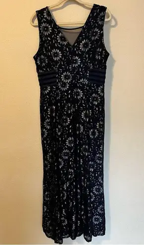 Enfocus Studio Navy and Silver Lace Formal Floor Length Dress