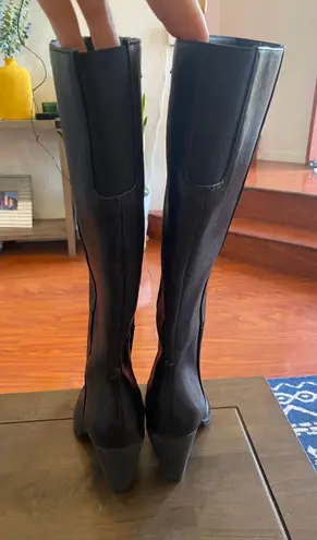 Zodiac Women’s  Dion Boot Size 9