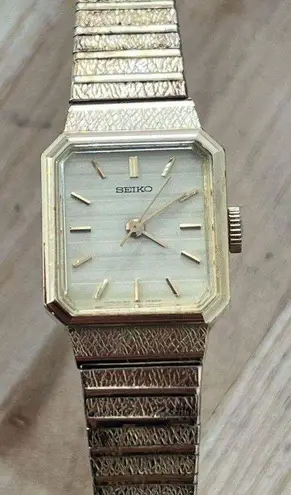 Seiko SGP Gold Plated Vintage Ladies Watch Mechanical Winding Gold Dial