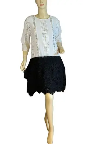 Endless Rose BLACK & WHITE COLOR CONTRAST BLOCK LACE DRESS (M)