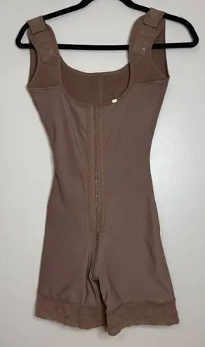 Stagmi Colombian Faja Shapewear Bodysuit Brown M/10 Post Surgery Body Shaper Size M