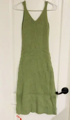 Cider Women's V-Neck Backless Knitted Midi Dress Sleeveless Pale Green Small NWT
