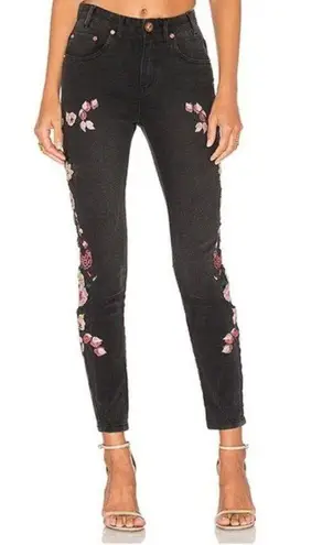 One Teaspoon NWT  Embroidered Bird Of Paradise Jeans