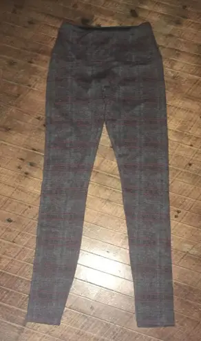 Lysse gray and red tartan plaid XS shapewear leggings