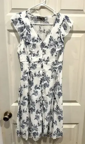 Anthropologie J Gee White Blue Floral Print Ruffled Flowy Dress size medium