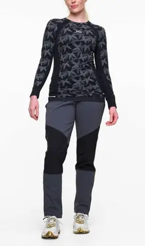 NWT Kari Traa Butterfly Long Sleeve Outdoor Baselayer Top Shirt Black L / XL Size L