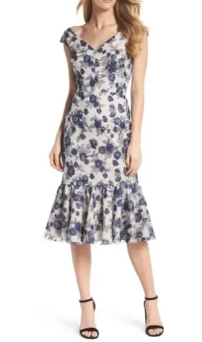 Gal Meets Glam Rosemary Floral Embroidered Midi Dress Sz 2