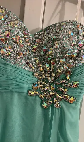 Mac Duggal prom dress