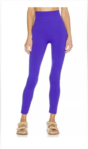 We Wore What , NEW Seamless Leggins large purple