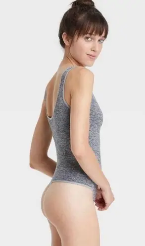 NWT - Colsie - Women’s Grey Seamless Thong Bodysuit - Size Medium
