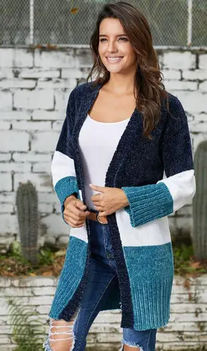 BLUE MULTI WHITE COLOR BLOCK VELVET CHENILLE CARDIGAN SIZE XL (16