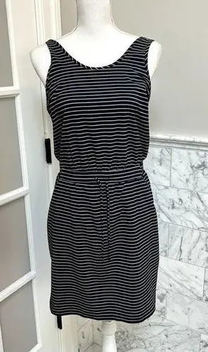 All In Motion  Travel Summer Dress Stripe Small