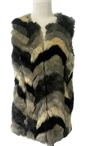 Fever Faux Fur Vest S Sleeveless Chevron Stripes Gray Black Beige Warm Stylish