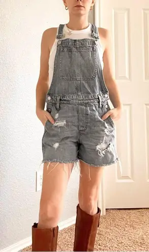 Madewell  Distressed Jean Overall Shorts