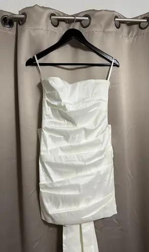 Lovely Day Steps New York Strapless Bow Dress