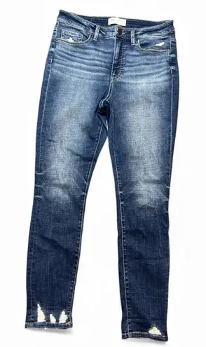 BKE Parker Universal Fit High Rise Skinny Jeans Womens 28 Dark Wash Distressed