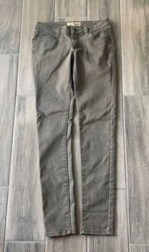 Hybrid  & Company olive jeans