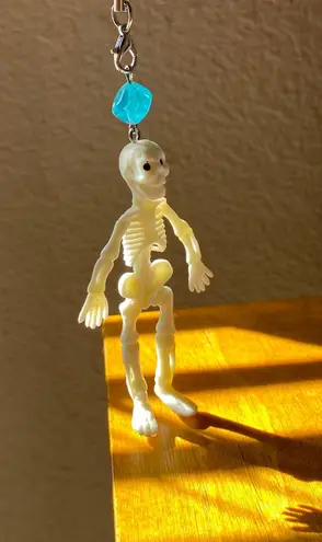 Handmade big skull goth grunge punk funky Halloween phone charm/keychain/bag charm/car decor/display 🖤💀