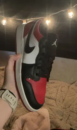 Jordan 1 Low Bred Toe