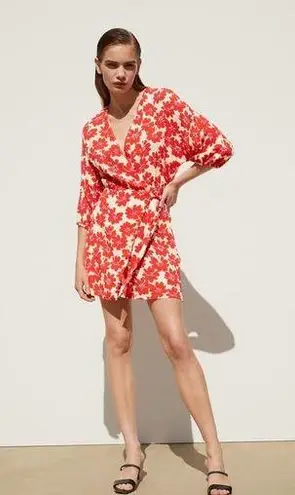 ZARA Red Floral Print V-Neck Tie Waist Wrap Mini Dress Size XS - $49 - From  Lauren