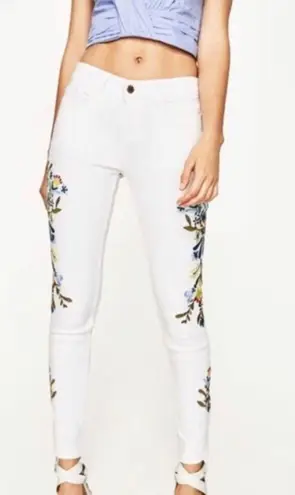 ZARA  Basic women white embroidered Jeans. Size 2