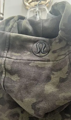 Lululemon Scuba Hoodie Incognito Camo Multi Gator Green Camouflage