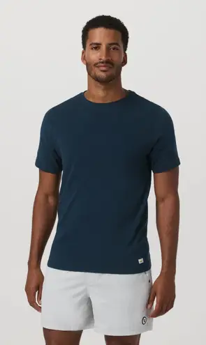 Vuori Mens Classic Crew Neck Short Sleeve T Shirt Size XL Dark Navy Blue Casual Top