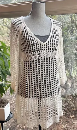 Simply Noelle Open knit crochet top