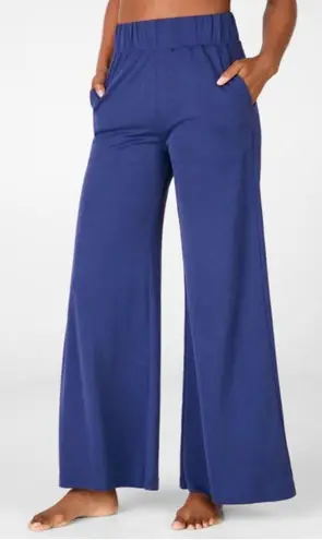 Fabletics Blue Erin Washed Tricot Pant Size M NWT!