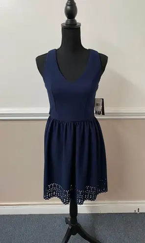 Trixxi NWT  Size 5 Navy Dress