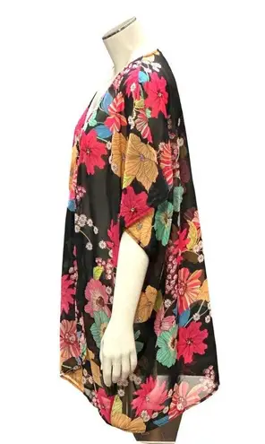 CCC Floral Sheer Kaftan Kimono Jacket Open With V Neck Short Sleeves One Size Black Size L