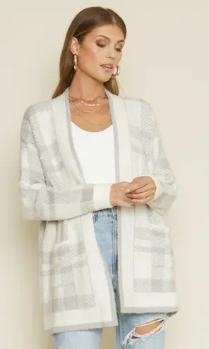 Dee Elle DAYDREAM PLAID POCKETED KNIT CARDIGAN