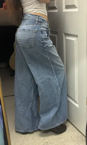 American Eagle Baggy Jeans