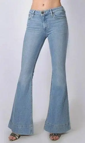 Alice + Olivia Flare Leg Jeans