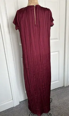 Madewell  Short-Sleeve Slip Midi Dress Satin Plisse in Mulberry Wine Size S